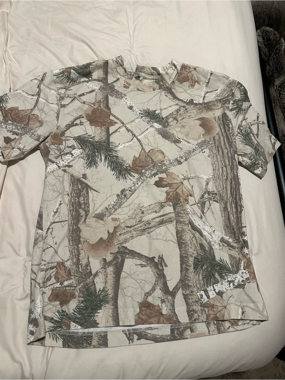 Hollister Men's Short Sleeve Camouflage Tee - Beige, Brown, Green